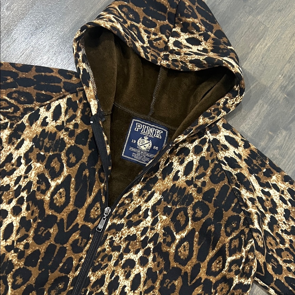 Custom Made Sweater - Picture 5 of 9